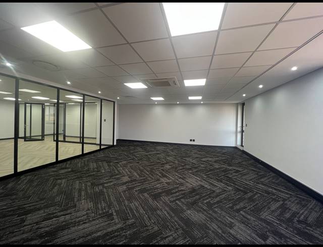 273M² OFFICE TO LET IN ROSEBANK
